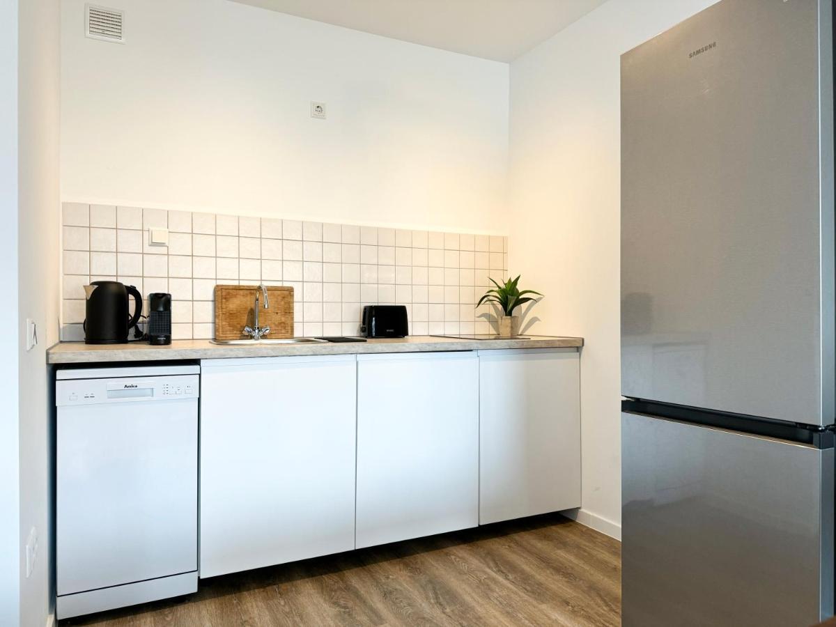 Schoene Ferienwohnung Im Zentrum Mit Self Check-In Und Free Wifi Essen Buitenkant foto